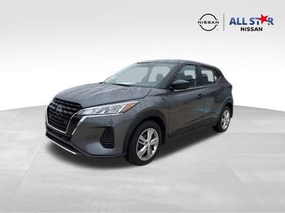 Used 2025 Nissan Kicks Play S