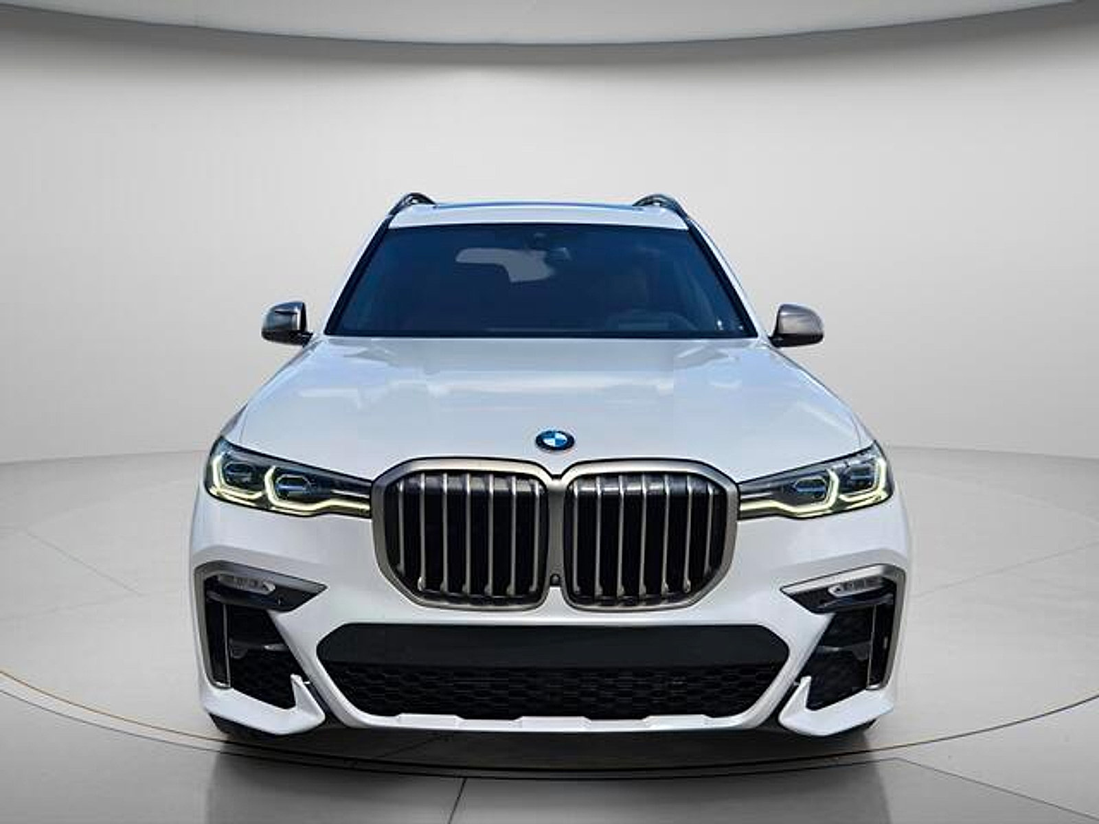 Used 2022 BMW X7 M50i w/ Cold Weather Package AWD/4WD image 9