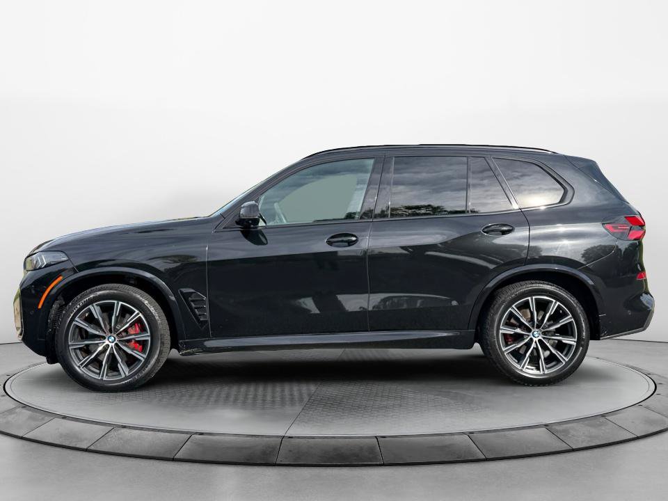 Used 2024 BMW X5 xDrive40i w/ M Sport Package AWD/4WD image 4