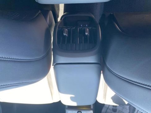 New 2026 Hyundai Kona Limited FWD image 34