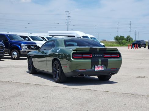 Used 2020 Dodge Challenger GT w/ Performance Handling Group RWD image 5