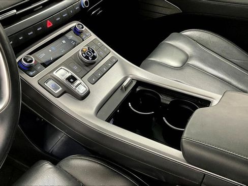 Used 2024 Hyundai Palisade Calligraphy image 17