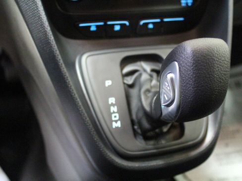 Used 2021 Ford Transit Connect XL image 15