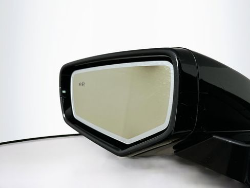 Used 2019 Cadillac CTS Luxury image 16