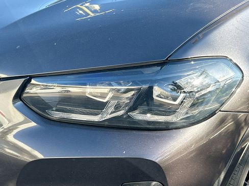 Used 2023 BMW X4 M40i w/ Premium Package image 7