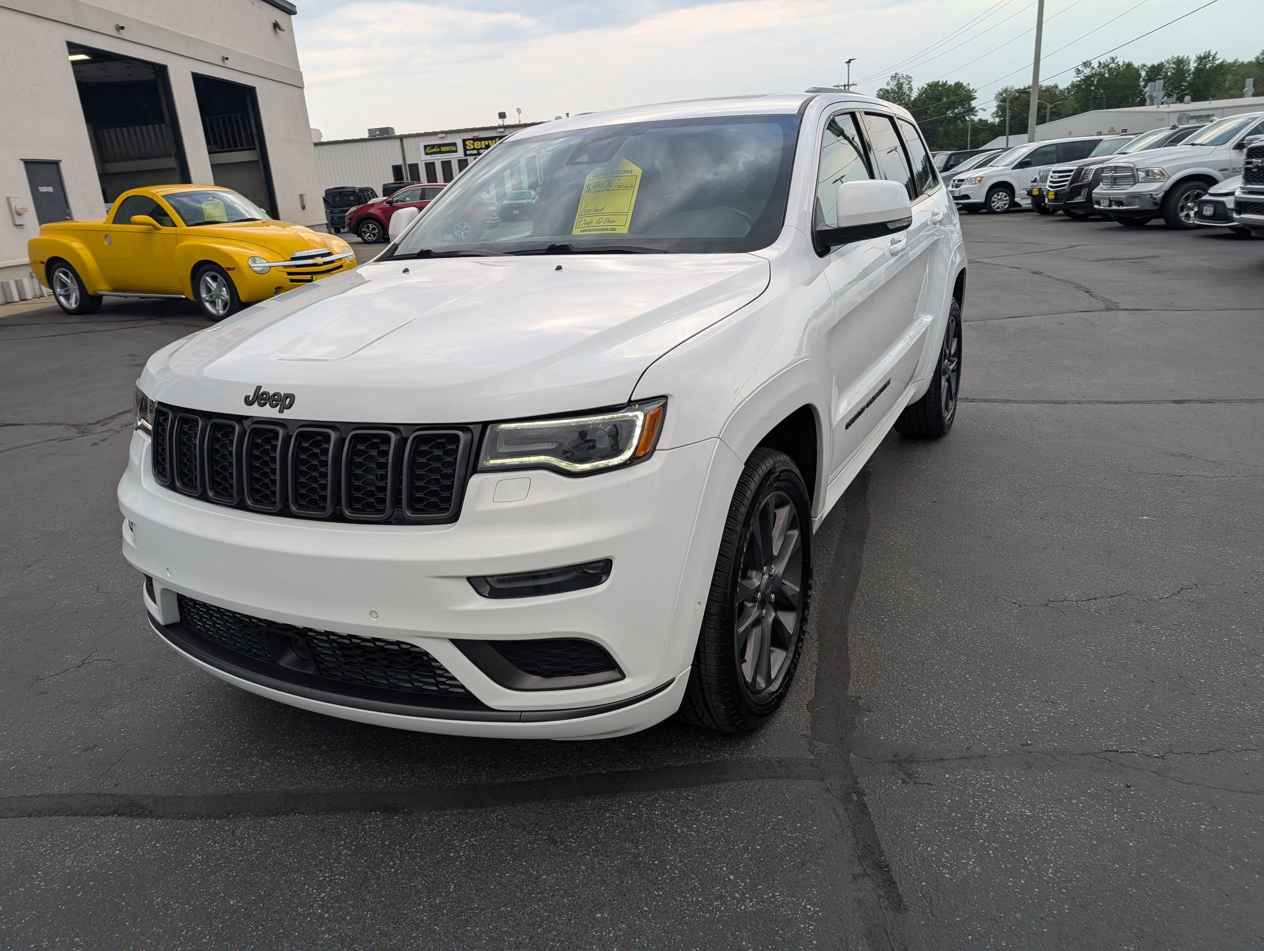 Used 2018 Jeep Grand Cherokee High Altitude AWD/4WD image 4