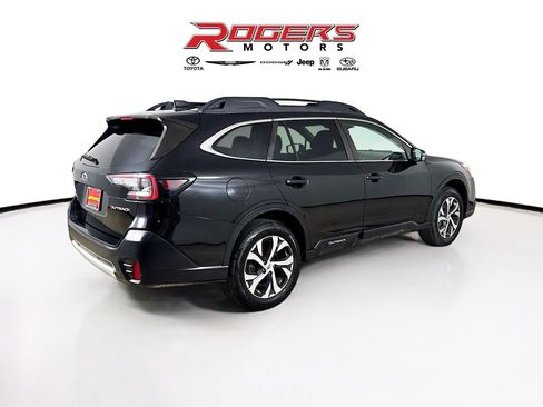 Used 2022 Subaru Outback Limited image 8