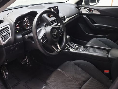 Used 2017 MAZDA MAZDA3 Sport w/ Preferred Equipment Package FWD image 16