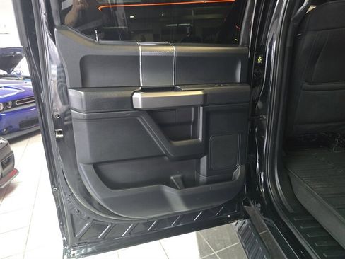 Used 2019 Ford F150 XLT w/ Equipment Group 302A Luxury image 9