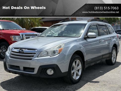 Used 2013 Subaru Outback 2.5i Premium AWD/4WD image 1