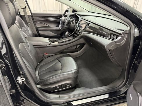 Used 2019 Buick LaCrosse Essence w/ Sun and Shade Package image 7