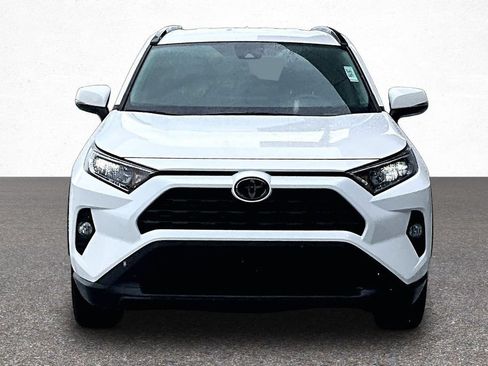 Certified 2021 Toyota RAV4 XLE FWD image 4