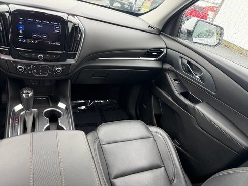 Used 2020 Chevrolet Traverse Premier AWD/4WD image 26