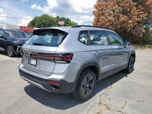 Used 2025 Volkswagen Taos S FWD image 4