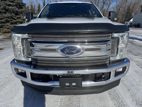Used 2019 Ford F350 XLT w/ FX4 Off-Road Package AWD/4WD image 3