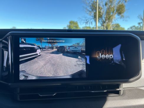 New 2026 Jeep Gladiator Sport image 31