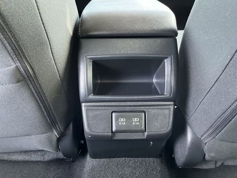 Used 2019 Subaru Outback 2.5i Premium image 23