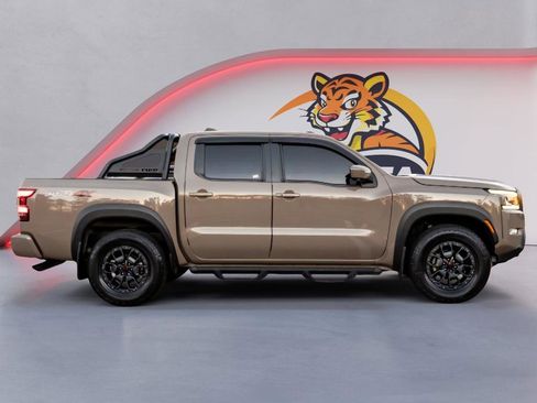 Used 2023 Nissan Frontier PRO-4X w/ Pro-4X Premium Package image 4