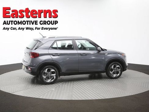 Used 2025 Hyundai Venue SEL FWD image 42