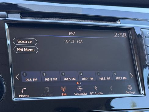 Used 2019 Nissan Rogue Sport S image 6