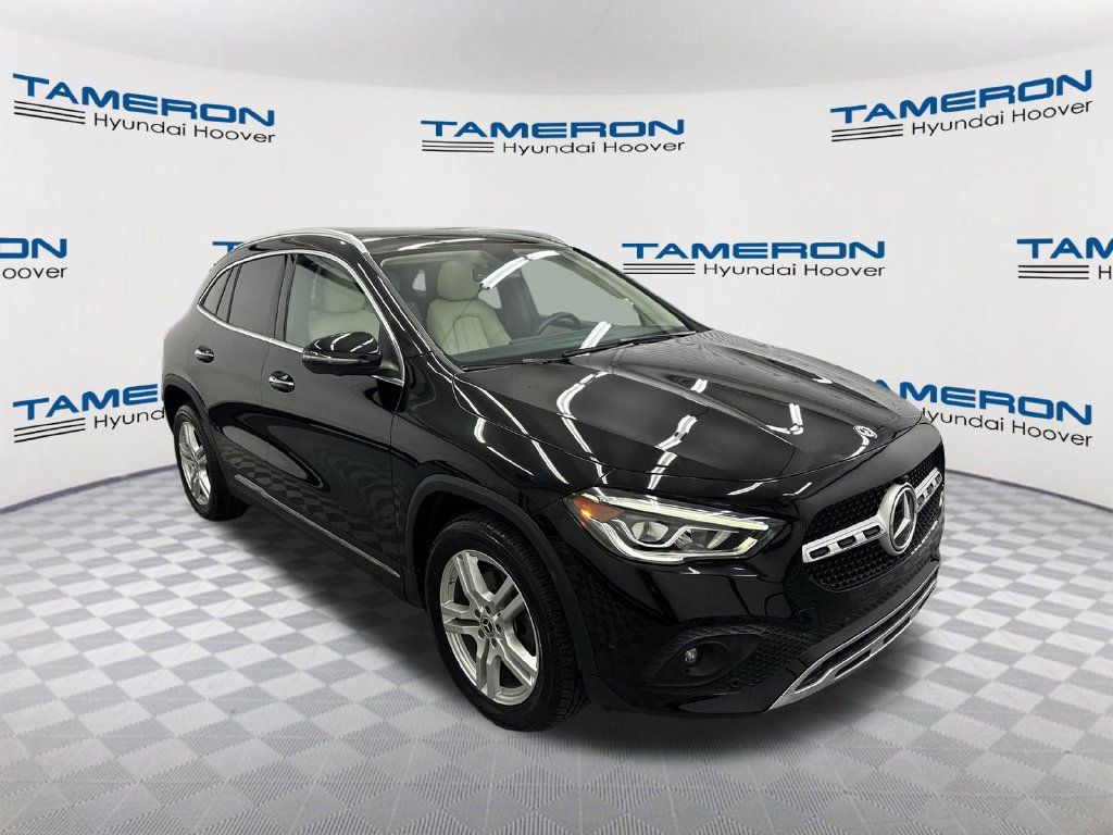 Used 2023 Mercedes-Benz GLA 250 4MATIC w/ Premium Package image 7