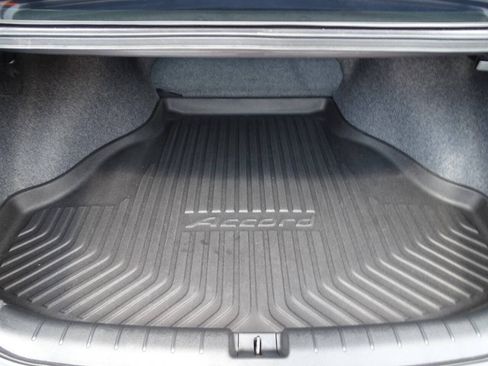 Used 2014 Honda Accord Touring image 37