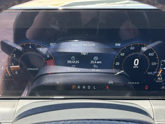 Used 2025 Ford Mustang Premium RWD image 31