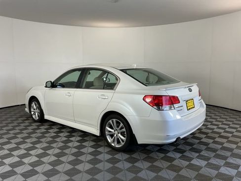 Used 2014 Subaru Legacy 2.5i Premium w/ Moonroof Package AWD/4WD image 7
