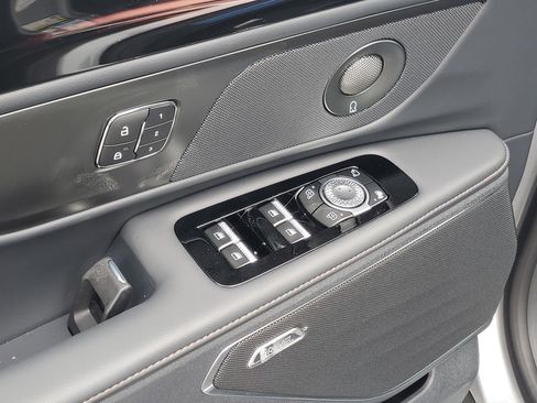 New 2026 Lincoln Nautilus Premier w/ Equipment Group 102A image 9