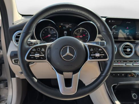 Used 2020 Mercedes-Benz GLC 300 4MATIC image 13