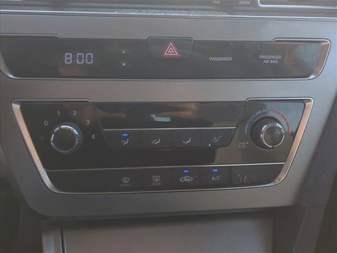 Used 2016 Hyundai Sonata SE image 16