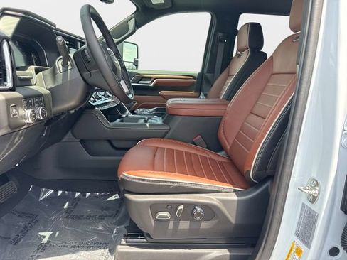 New 2026 GMC Sierra 2500 Denali Ultimate AWD/4WD image 16