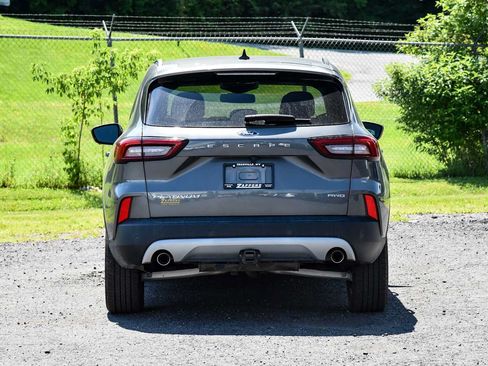 Used 2023 Ford Escape Platinum w/ Class II Trailer Tow Package AWD/4WD image 4