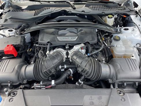 Used 2024 Ford Mustang GT Premium RWD image 7
