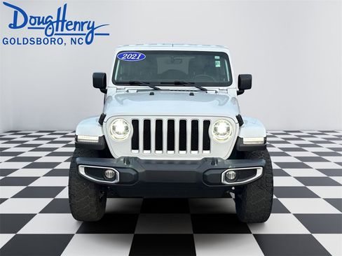 Used 2021 Jeep Wrangler Unlimited Sahara image 8