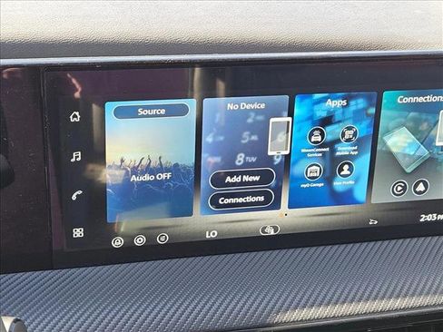 New 2026 Nissan Kicks SR FWD image 15