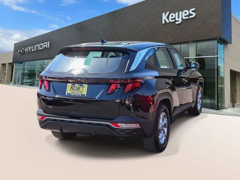 Certified 2023 Hyundai Tucson SE FWD image 4