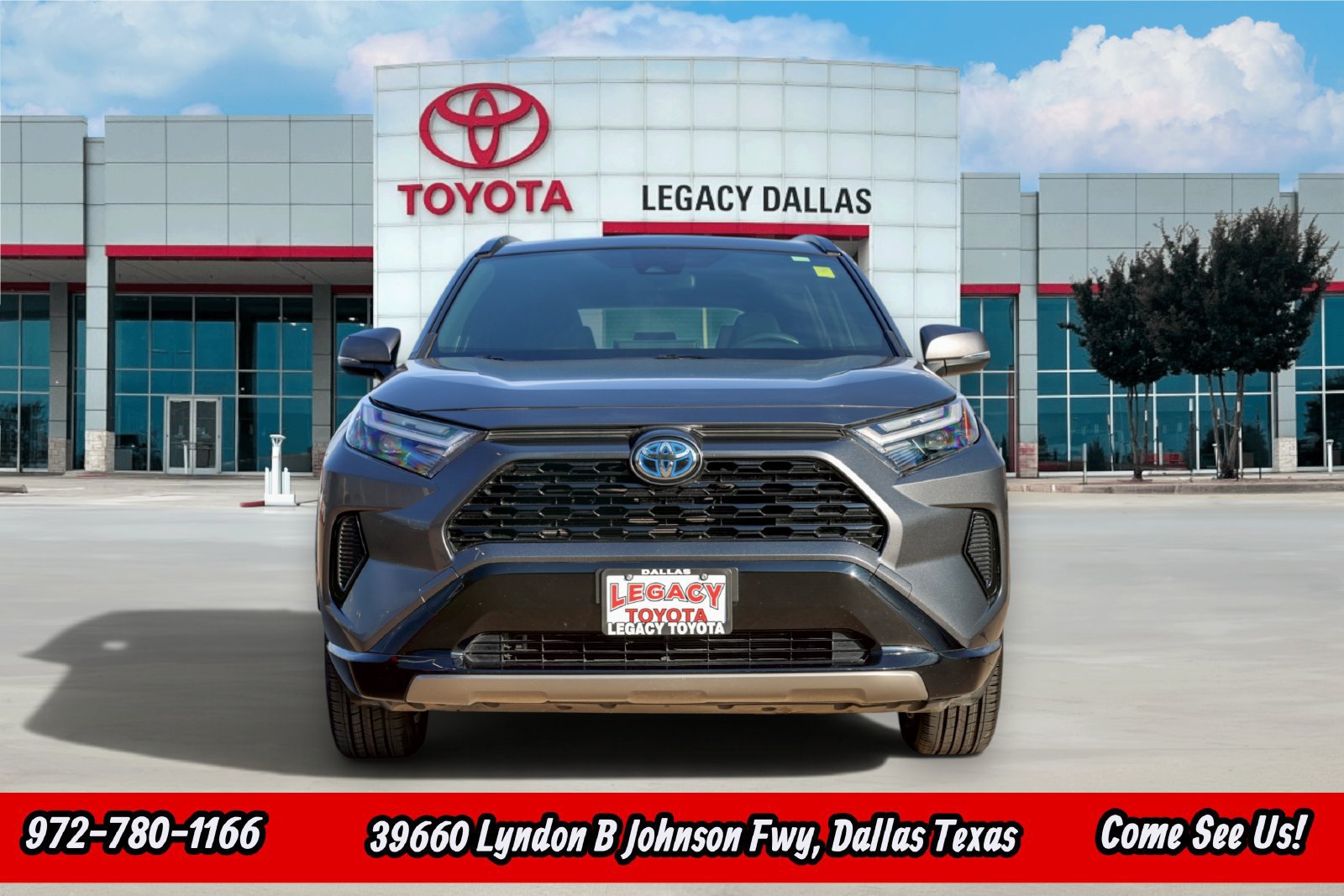 Used 2022 Toyota RAV4 SE AWD/4WD image 5