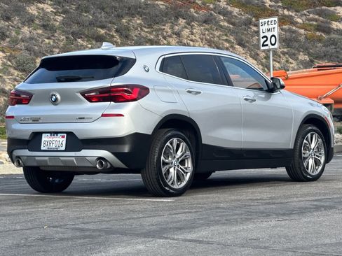 Used 2022 BMW X2 xDrive28i w/ Premium Package image 2