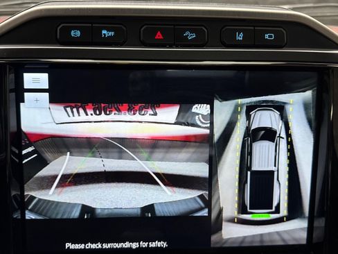 Used 2022 Ford F450 Platinum image 22