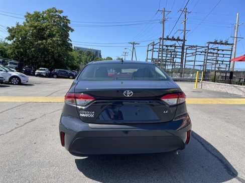 Used 2025 Toyota Corolla LE w/ Convenience Package FWD image 4