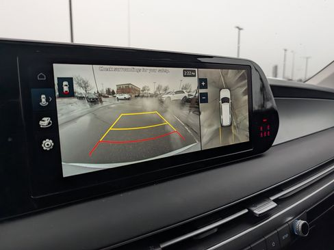 Used 2025 Hyundai Palisade SEL image 17