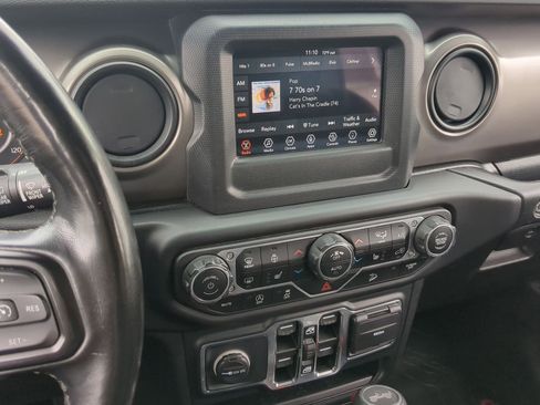 Used 2021 Jeep Wrangler Unlimited Sport image 33