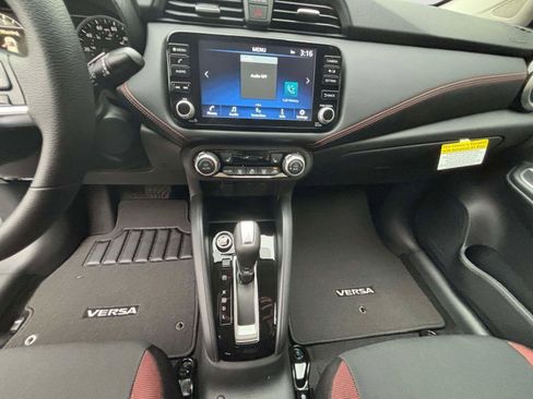 New 2025 Nissan Versa SR w/ Trunk Package FWD image 19