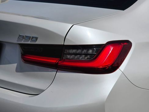 Used 2021 BMW 330i Sedan w/ Driving Assistance Package image 20