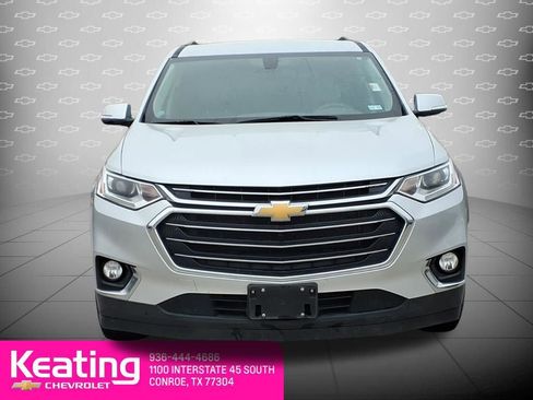 Used 2020 Chevrolet Traverse LT image 10