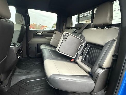 Used 2025 Chevrolet Silverado 1500 ZR2 w/ Technology Package image 22