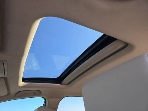 Used 2021 Honda CR-V Touring image 18