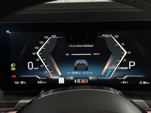 Used 2023 BMW i7 xDrive60 AWD/4WD image 38