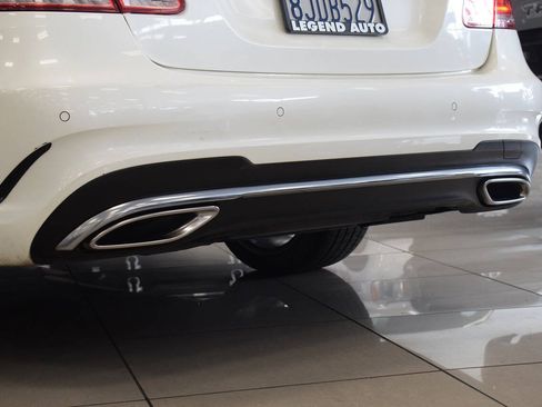 Used 2014 Mercedes-Benz E 550 4MATIC Sedan image 15